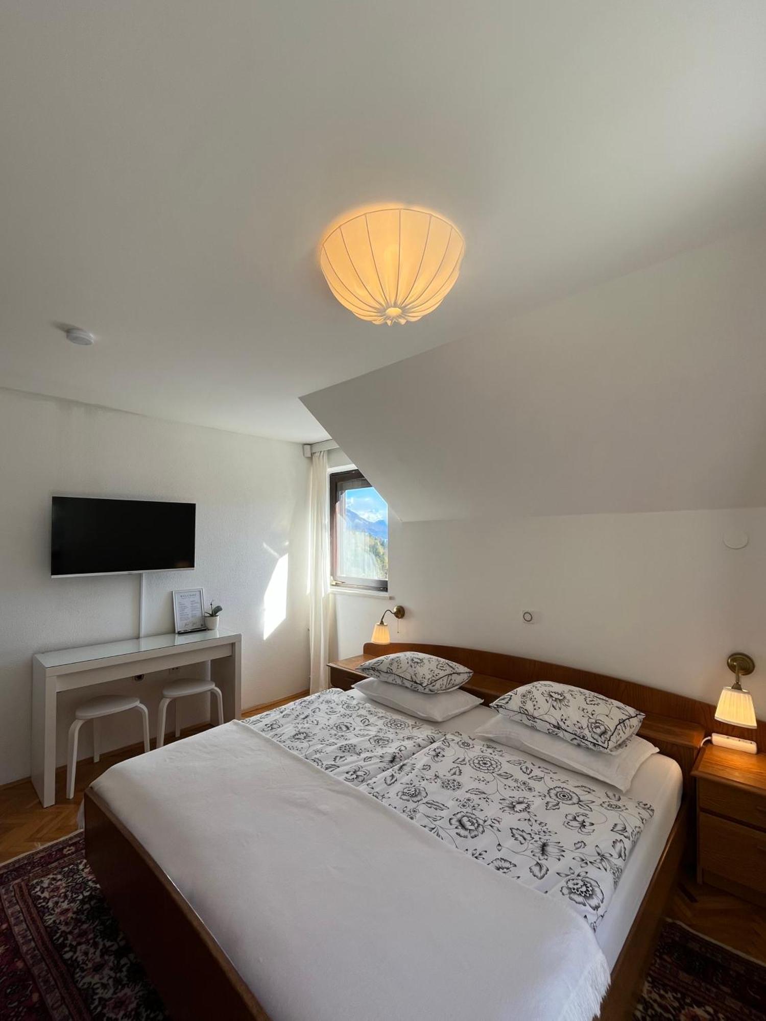 Lakeview Guesthouse & Chalet Bled Exterior photo