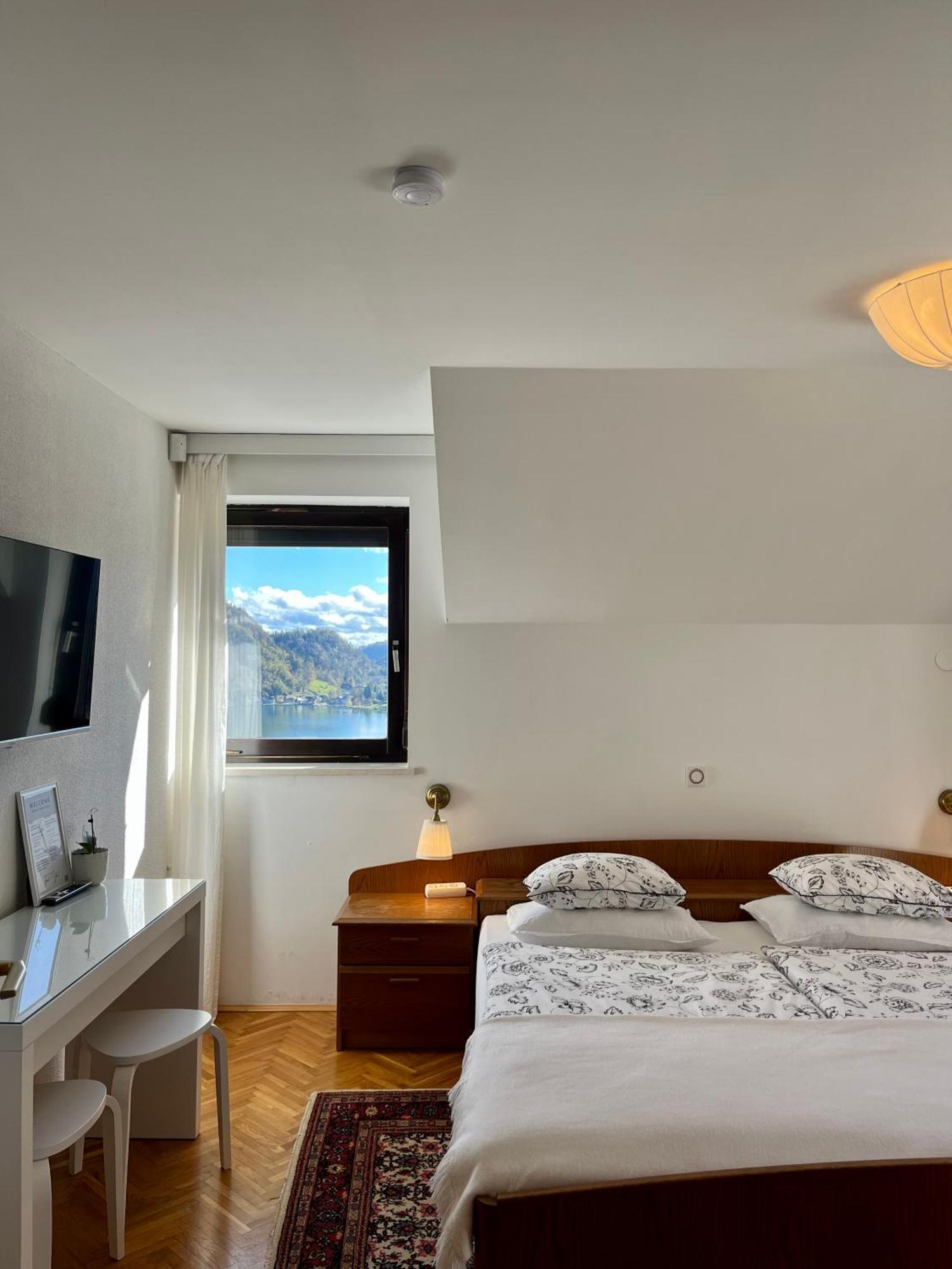 Lakeview Guesthouse & Chalet Bled Exterior photo